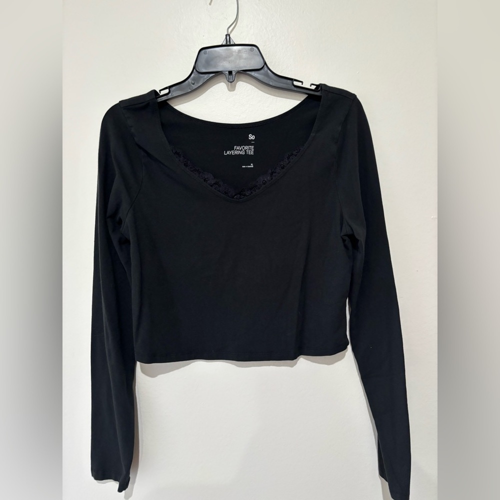 So Black top size x-large